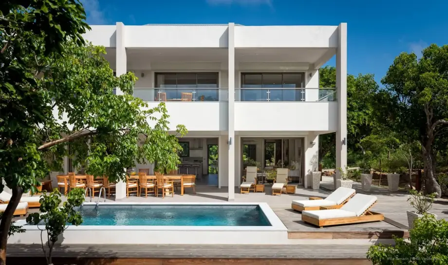 Villa Tamarin - picture 1
