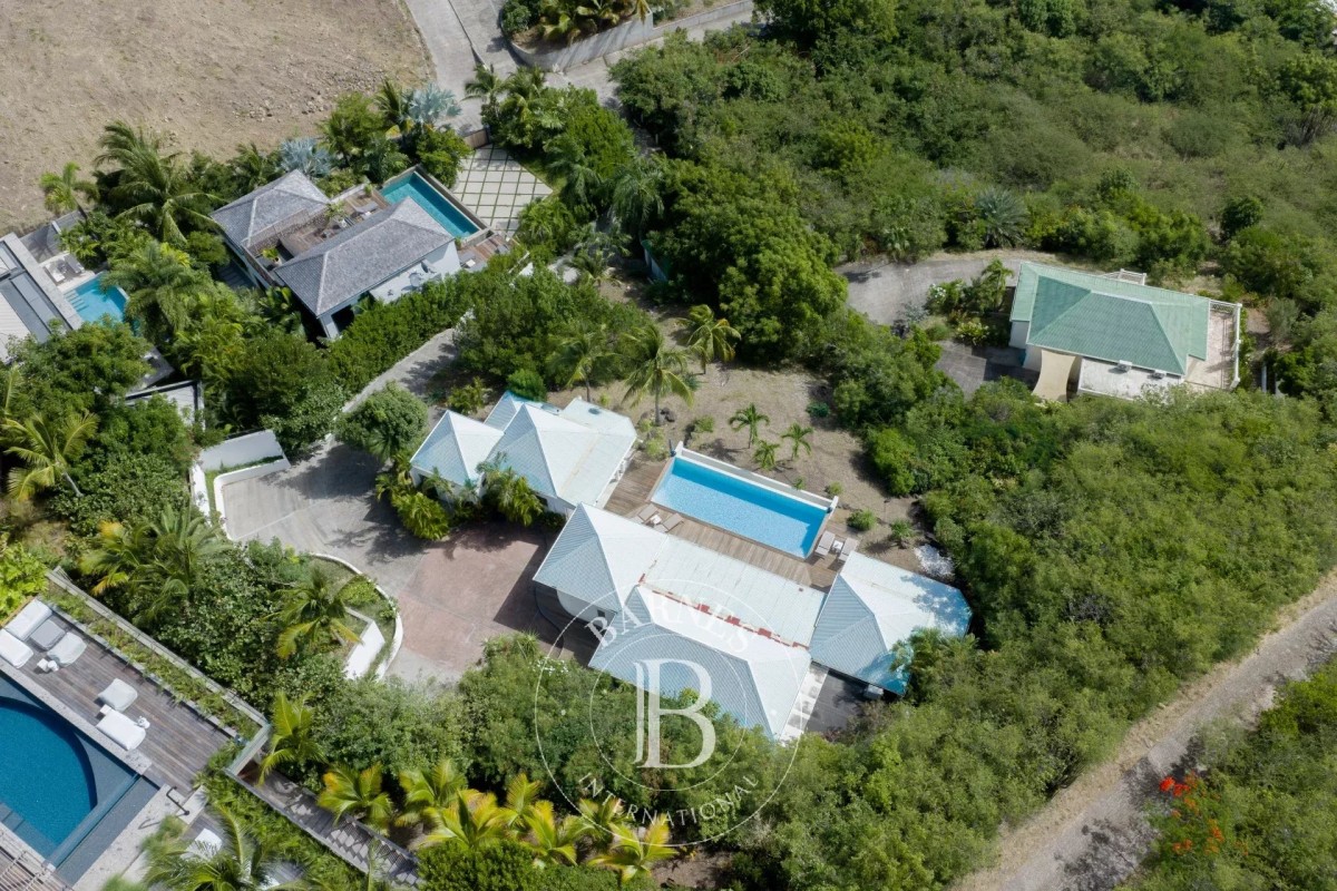 Villas in Grand Cul-de-Sac - picture 2
