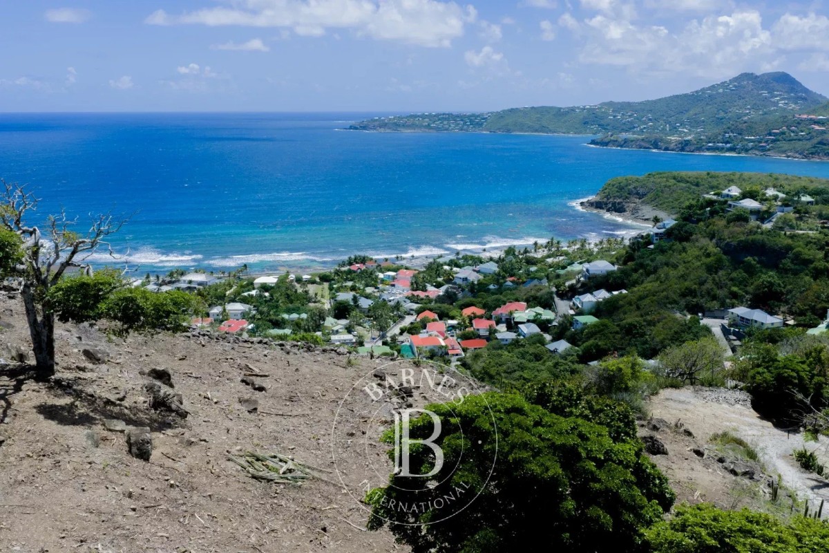 Constructible land with magnificent sea views - picture 1