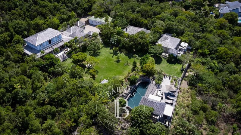 Villa perched in the heights... - picture 3