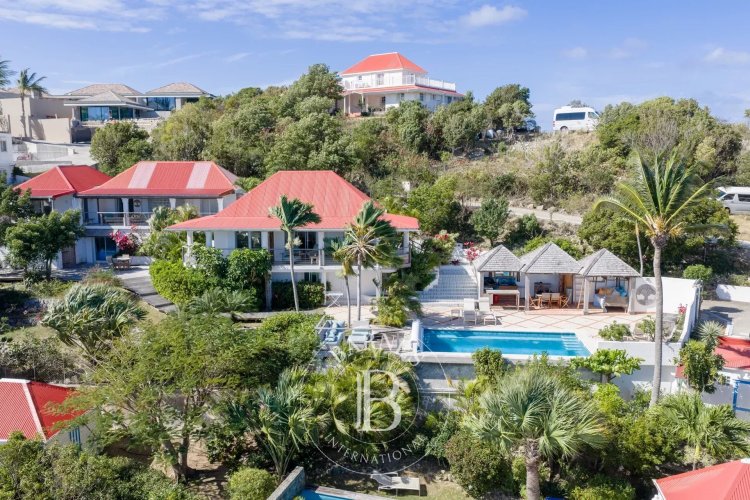 Villa à Colombier - picture 1