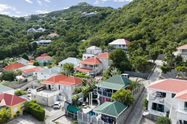 Property in Flamands - picture 3