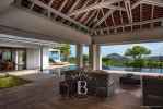 Beautiful villa in a private domain - picture 17 title=
